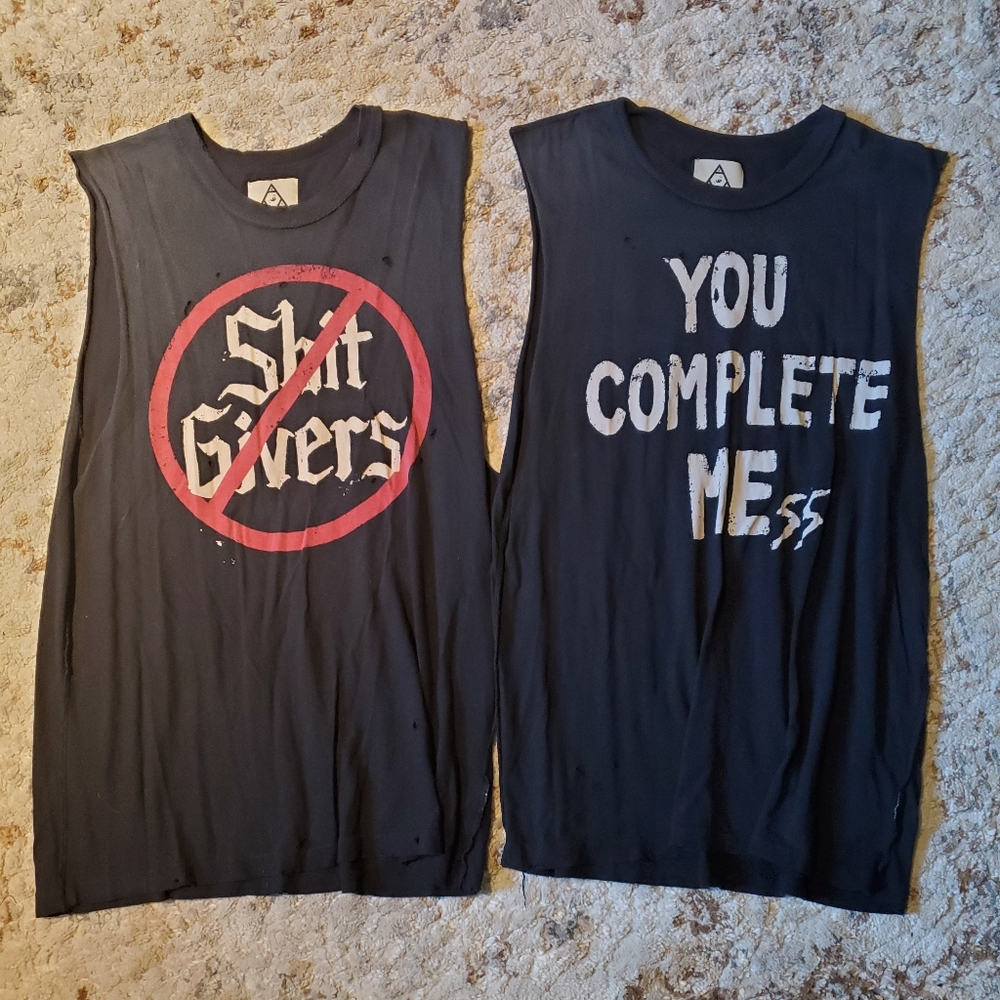 2 Unif muscle tank top size Small